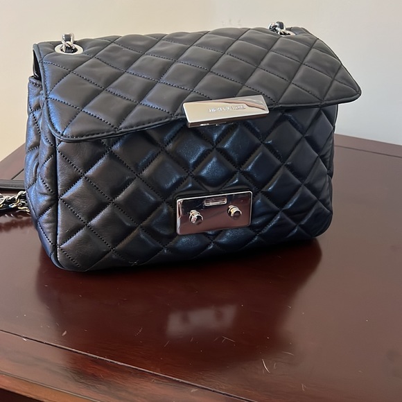 MK - Picture 10 of 15